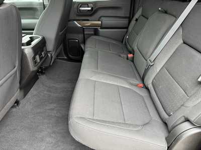 2021 Chevrolet 1500 Crew Cab, $40999. Photo 6