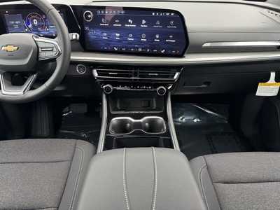 2025 Chevrolet Traverse, $44695.0. Photo 2