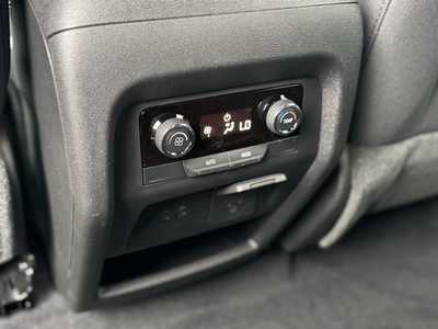 2025 Chevrolet Traverse, $44695.0. Photo 8