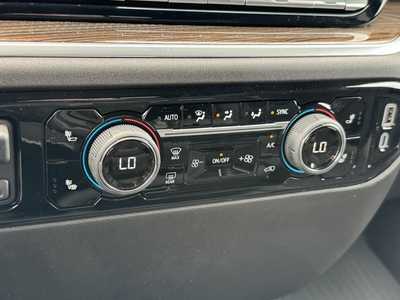 2025 Chevrolet 1500 Crew Cab, $54885.0. Photo 10