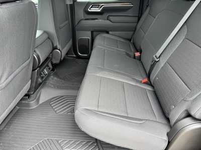 2025 Chevrolet 1500 Crew Cab, $54885.0. Photo 6