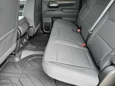 2025 Chevrolet 1500 Crew Cab, $55880.0. Photo 6