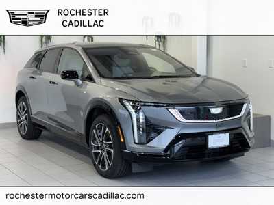 2025 Cadillac Optiq, $55615.0. Photo 1