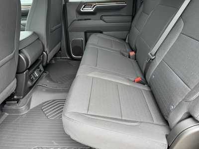 2025 Chevrolet 1500 Crew Cab, $54885. Photo 6