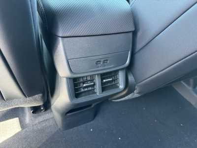 2026 Chevrolet Equinox, $33540.0. Photo 7