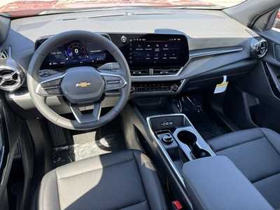 2026 Chevrolet Equinox, $33540.0. Photo 8