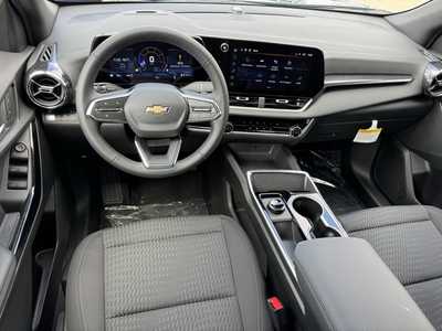 2026 Chevrolet Equinox, $30995.0. Photo 8