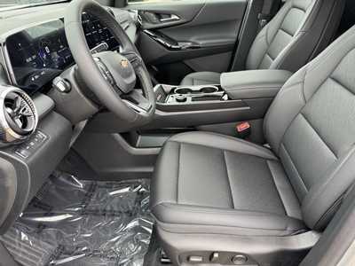 2026 Chevrolet Equinox, $33045.0. Photo 5