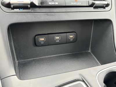 2023 Kia Carnival, $31995. Photo 11