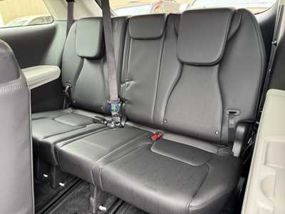 2023 Kia Carnival, $31995. Photo 7