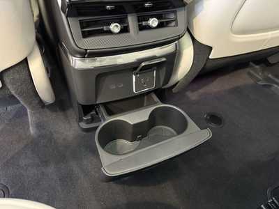 2026 Cadillac Vistiq, $79890.0. Photo 9