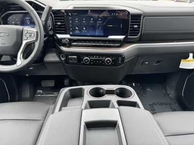 2025 Chevrolet 3500 Crew Cab, $65550.0. Photo 2