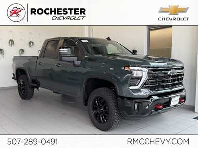 2025 Chevrolet 3500 Crew Cab, $65550.0. Photo 1