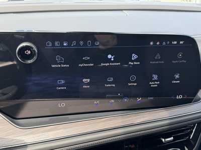2025 Chevrolet Suburban, $66385.0. Photo 3