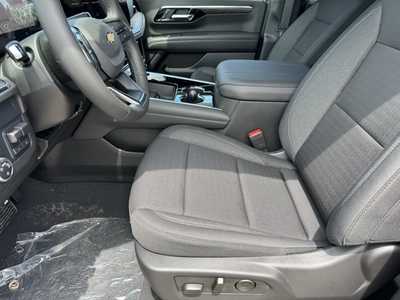 2025 Chevrolet Suburban, $66385.0. Photo 5