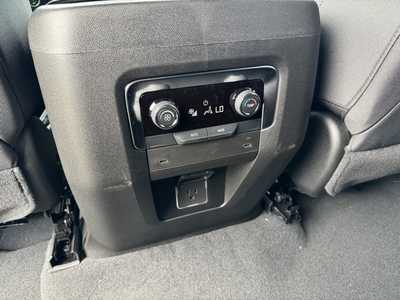 2025 Chevrolet Suburban, $66385.0. Photo 8
