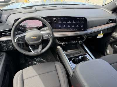 2025 Chevrolet Suburban, $66385.0. Photo 9