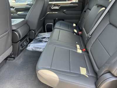 2025 Chevrolet 3500 Crew Cab, $72755.0. Photo 6