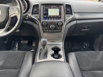 2018 Jeep Grand Cherokee, $19499. Photo 2
