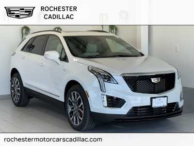2025 Cadillac XT5, $64685.0. Photo 1