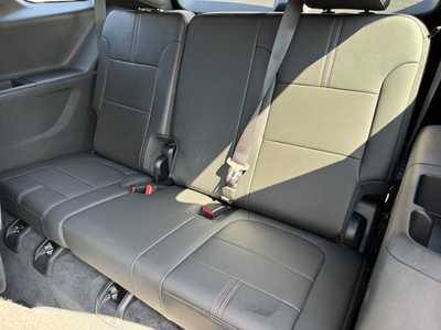 2023 Chevrolet Traverse, $38999. Photo 8