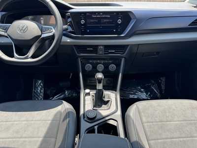 2023 Volkswagen Taos, $24998. Photo 2
