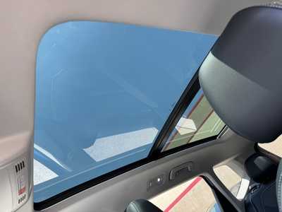 2023 Volkswagen Taos, $24998. Photo 6