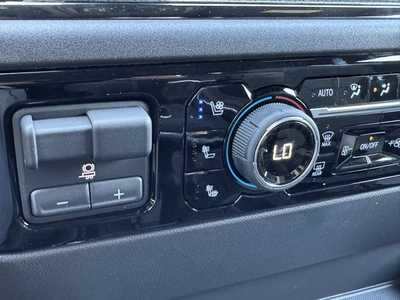 2025 Chevrolet 1500 Crew Cab, $71430.0. Photo 11
