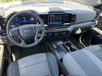 2025 Chevrolet 1500 Crew Cab, $71430.0. Photo 8