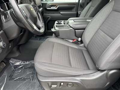 2024 Chevrolet Silverado 2500HD, $52999. Photo 5