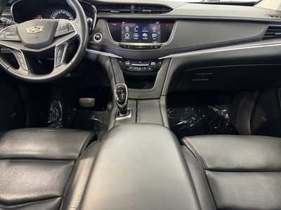 2017 Cadillac XT5, $14999. Photo 2