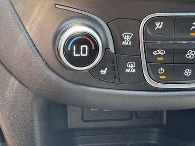2023 Chevrolet Equinox, $22999. Photo 10