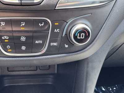 2023 Chevrolet Equinox, $22999. Photo 11