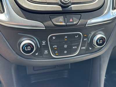 2023 Chevrolet Equinox, $22999. Photo 9