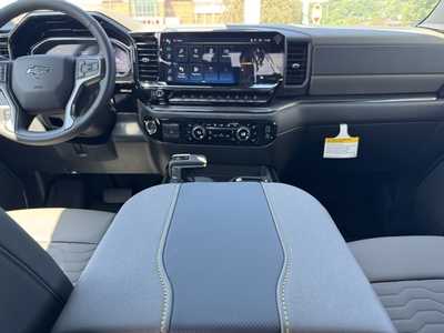 2025 Chevrolet 1500 Crew Cab, $70175.0. Photo 2