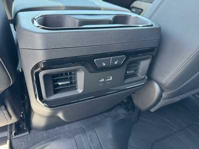 2025 Chevrolet 1500 Crew Cab, $70175.0. Photo 7