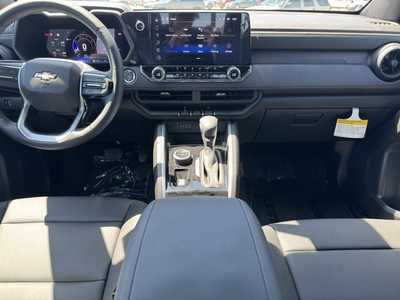 2025 Chevrolet Colorado Crew Cab, $43495.0. Photo 2