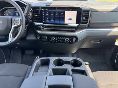 2025 Chevrolet 3500 Crew Cab, $60850.0. Photo 2