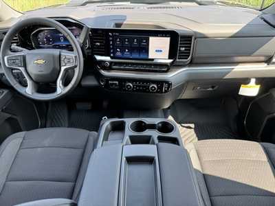 2025 Chevrolet 3500 Crew Cab, $60850.0. Photo 9