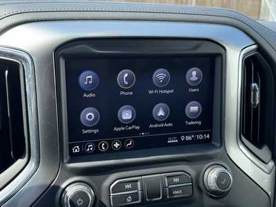 2020 Chevrolet 1500 Crew Cab, $29999. Photo 3