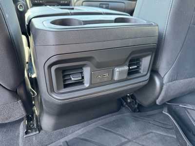 2020 Chevrolet 1500 Crew Cab, $29999. Photo 7