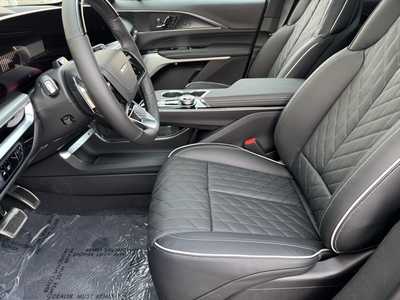 2026 Cadillac Lyriq, $85915.0. Photo 5