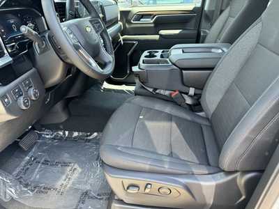 2025 Chevrolet 1500 Crew Cab, $50495.0. Photo 5