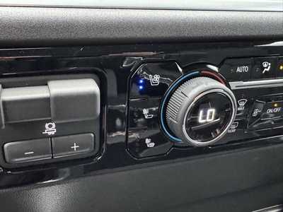 2025 Chevrolet 3500 Crew Cab, $80980.0. Photo 12