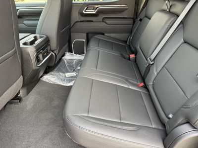 2025 Chevrolet 1500 Crew Cab, $62625.0. Photo 6