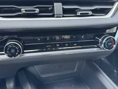 2026 Chevrolet Equinox, $30995. Photo 10