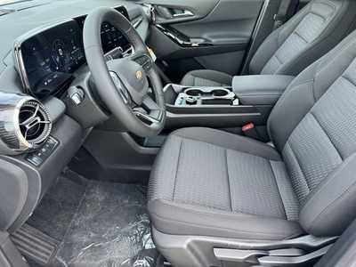 2026 Chevrolet Equinox, $30995. Photo 5