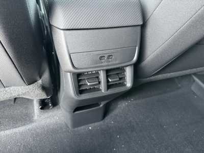 2026 Chevrolet Equinox, $30995. Photo 7