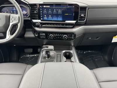 2026 Chevrolet 1500 Crew Cab, $60840.0. Photo 2