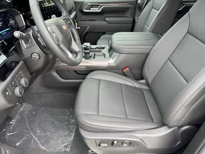 2026 Chevrolet 1500 Crew Cab, $60840.0. Photo 5